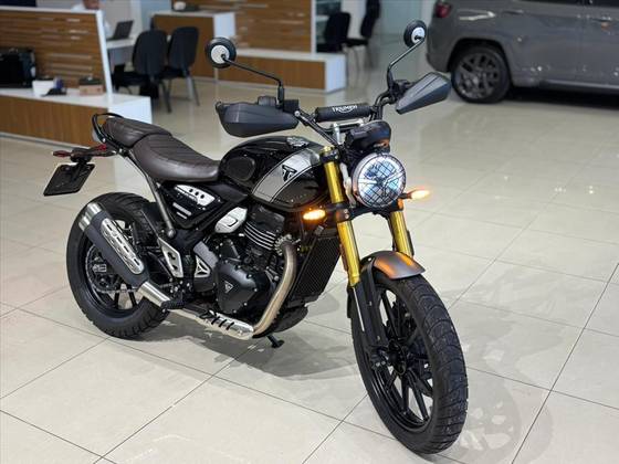 TRIUMPH SCRAMBLER 400 X 